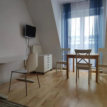 Attic 4685 * Познань
